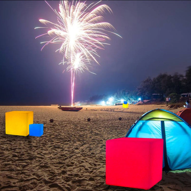 Waterproof LED Cube Furniture PE Plasti⪞ Light up LED Cube